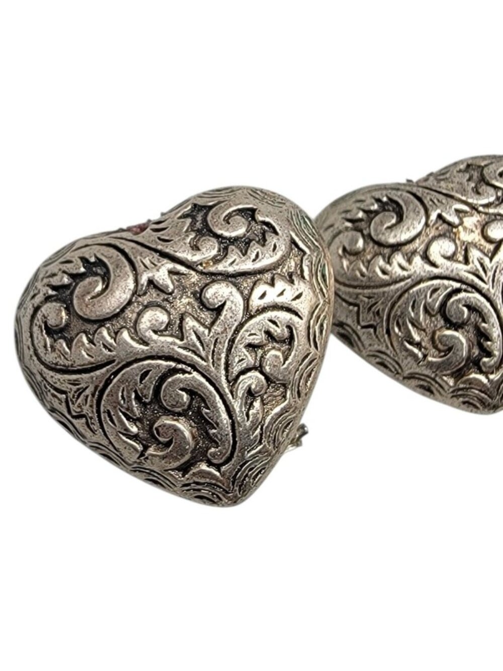 Vintage Etched Puffy Heart Leverback Earrings Pierced Ears Vintage Silver Tone - Picture 10 of 14